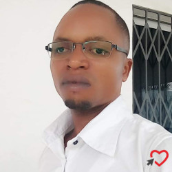 Photo de Théo, Homme 32 ans, de Abidjan Lagunes