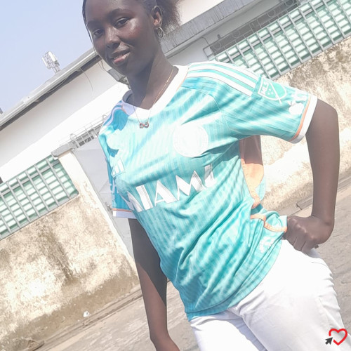 Photo de Hermine, Femme 20 ans, de Douala Littoral