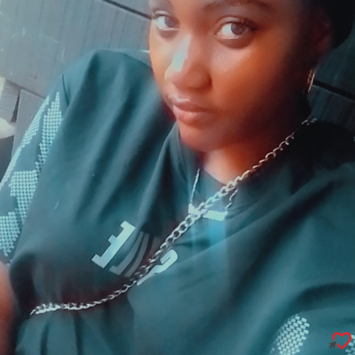 Photo de Ornela, Femme 21 ans, de Yaoundé Centre