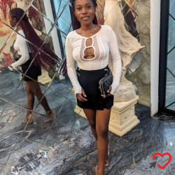 Photo de Theresa, Femme 25 ans, de Douala Littoral