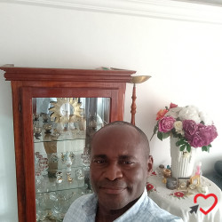 Photo de Charly1983, Homme 52 ans, de Douala Littoral